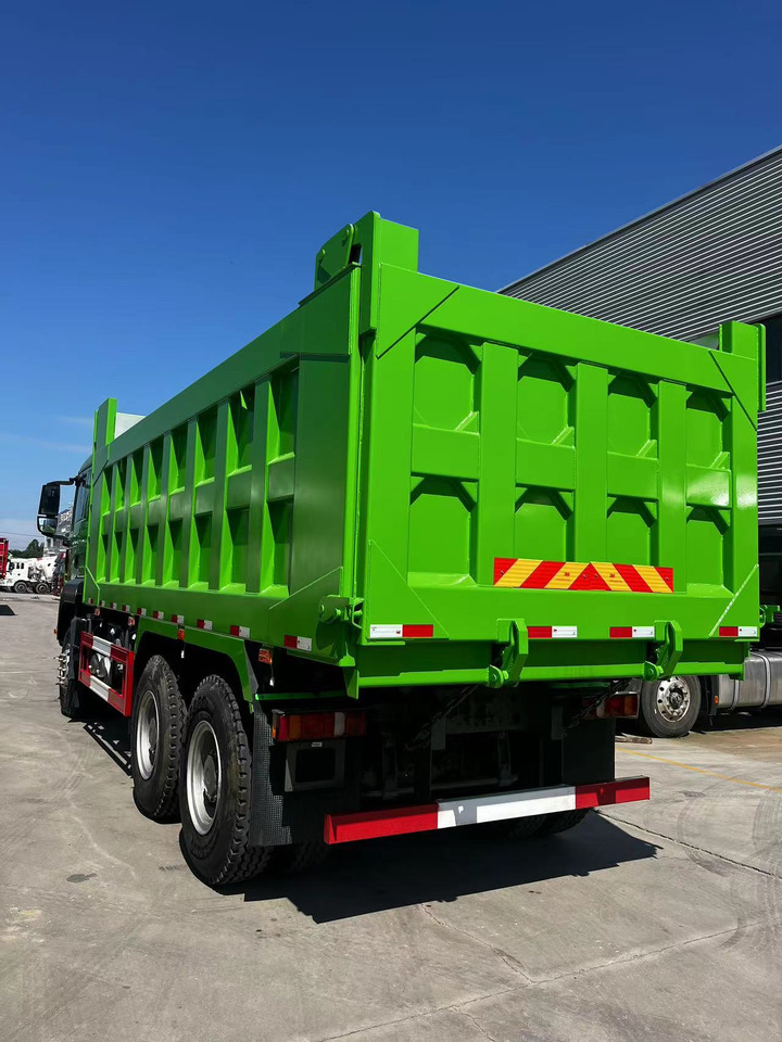 SITRAK T5G Dump Truck 6x4 400HP Click for Discount - Autocarro ribaltabile: foto 4 SITRAK T5G Dump Truck 6x4 400HP Click for Discount - Autocarro ribaltabile: foto 4