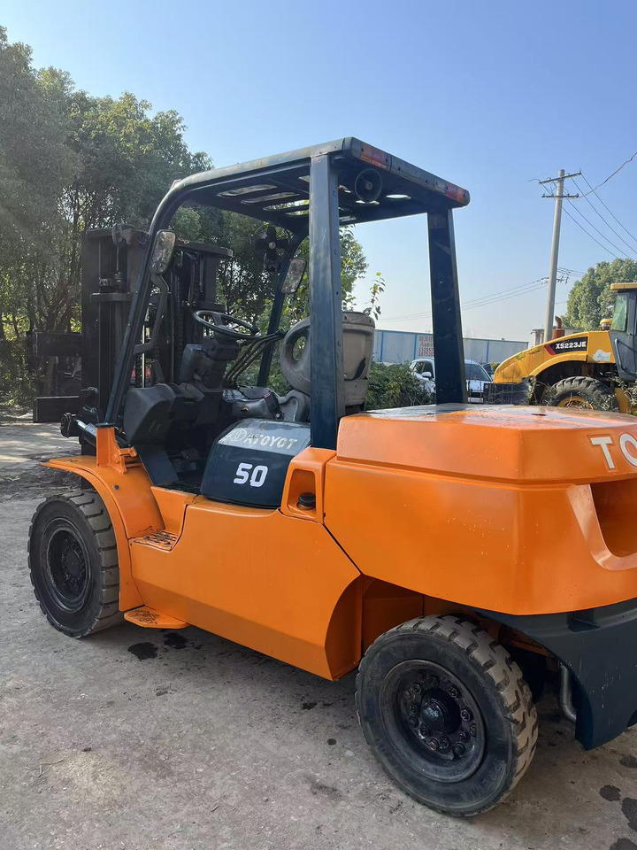 TOYOTA 50 CLICK HERE FOR DISCOUNT - Carrello elevatore diesel: foto 1 TOYOTA 50 CLICK HERE FOR DISCOUNT - Carrello elevatore diesel: foto 1
