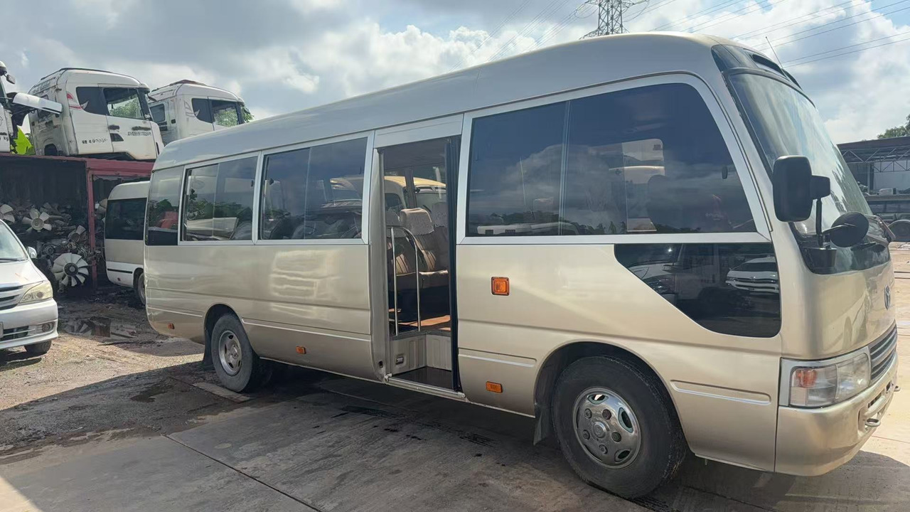 TOYOTA Coach 19 Seats Click Here for Discount - Pullman: foto 2 TOYOTA Coach 19 Seats Click Here for Discount - Pullman: foto 2