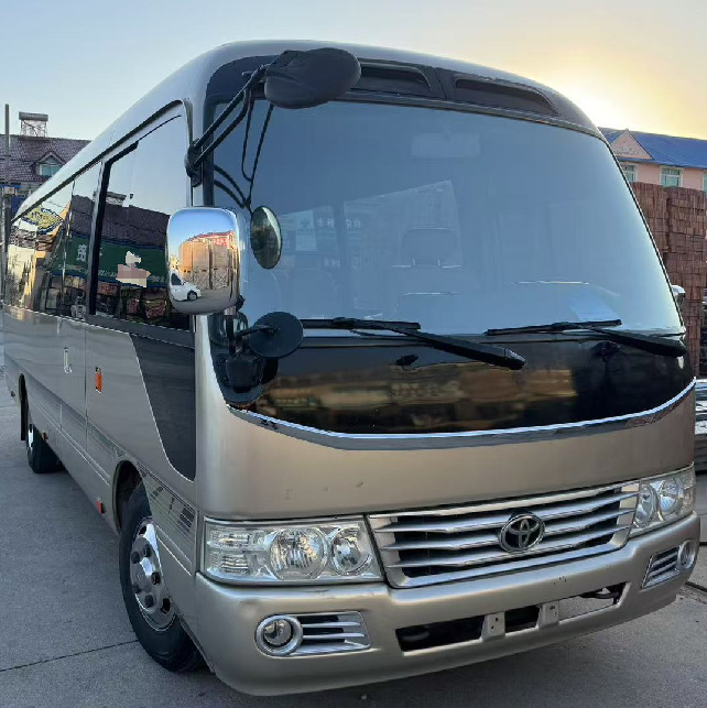 TOYOTA Coaster Bus 22Seats - Pullman: foto 3 TOYOTA Coaster Bus 22Seats - Pullman: foto 3