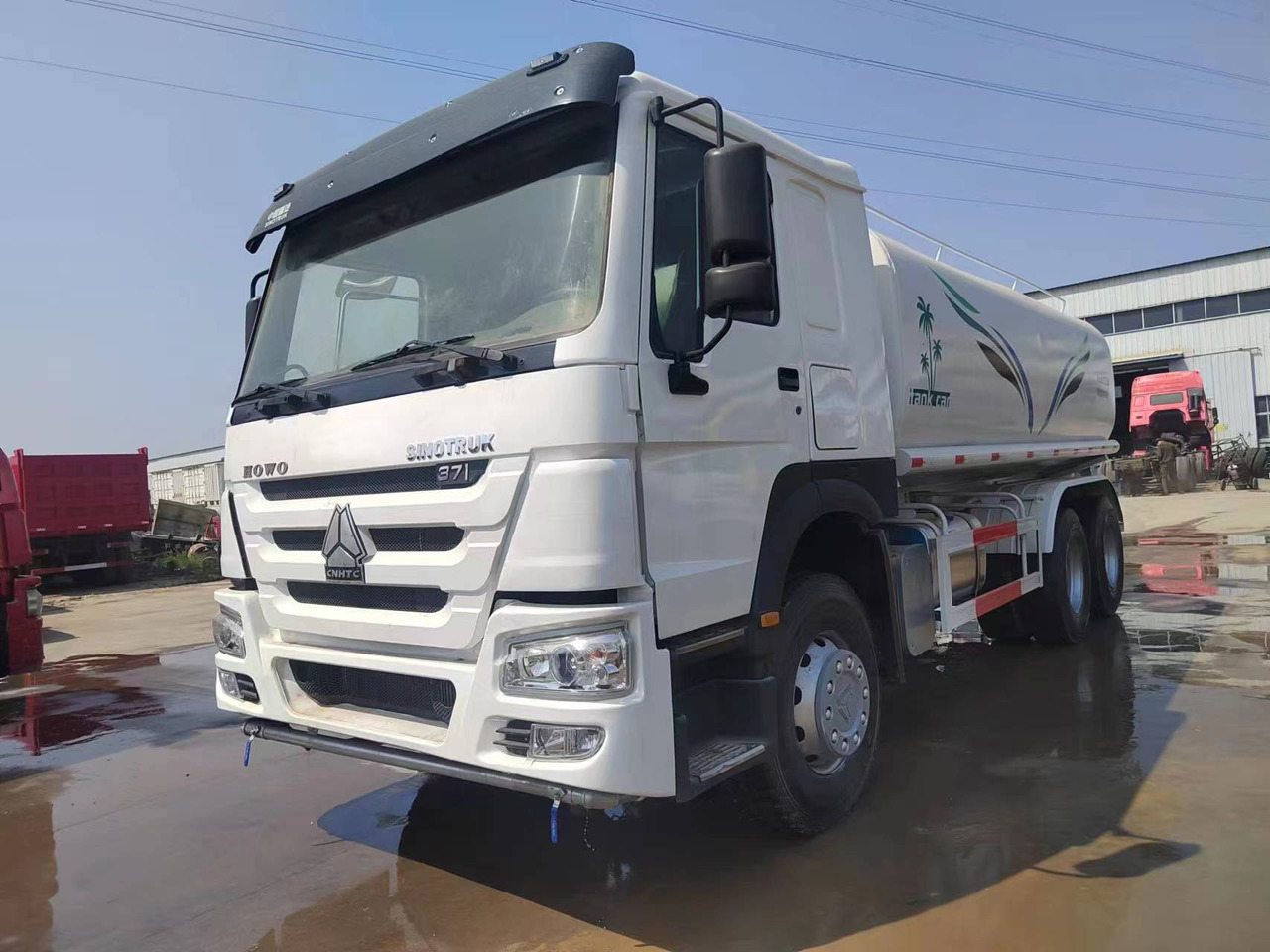 HOWO Water Tanker Click Here for Discount - Veicolo speciale/ Comunale: foto 1 HOWO Water Tanker Click Here for Discount - Veicolo speciale/ Comunale: foto 1