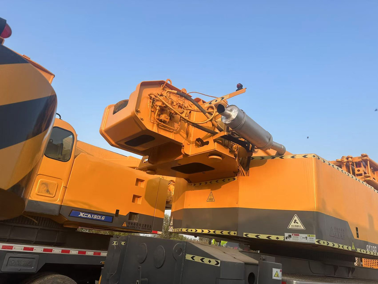 XCMG Crane QY100 - Gru: foto 4 XCMG Crane QY100 - Gru: foto 4