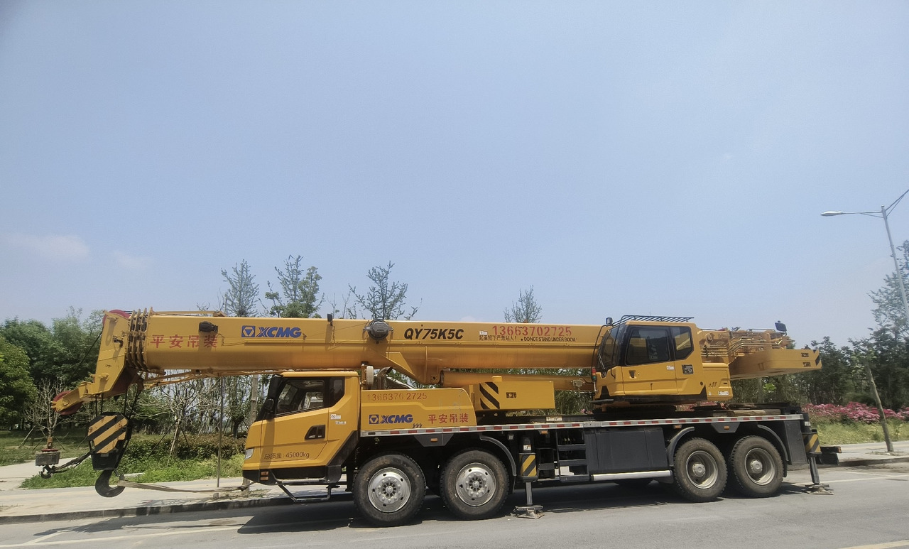 XCMG Crane QY75K - Gru: foto 3 XCMG Crane QY75K - Gru: foto 3