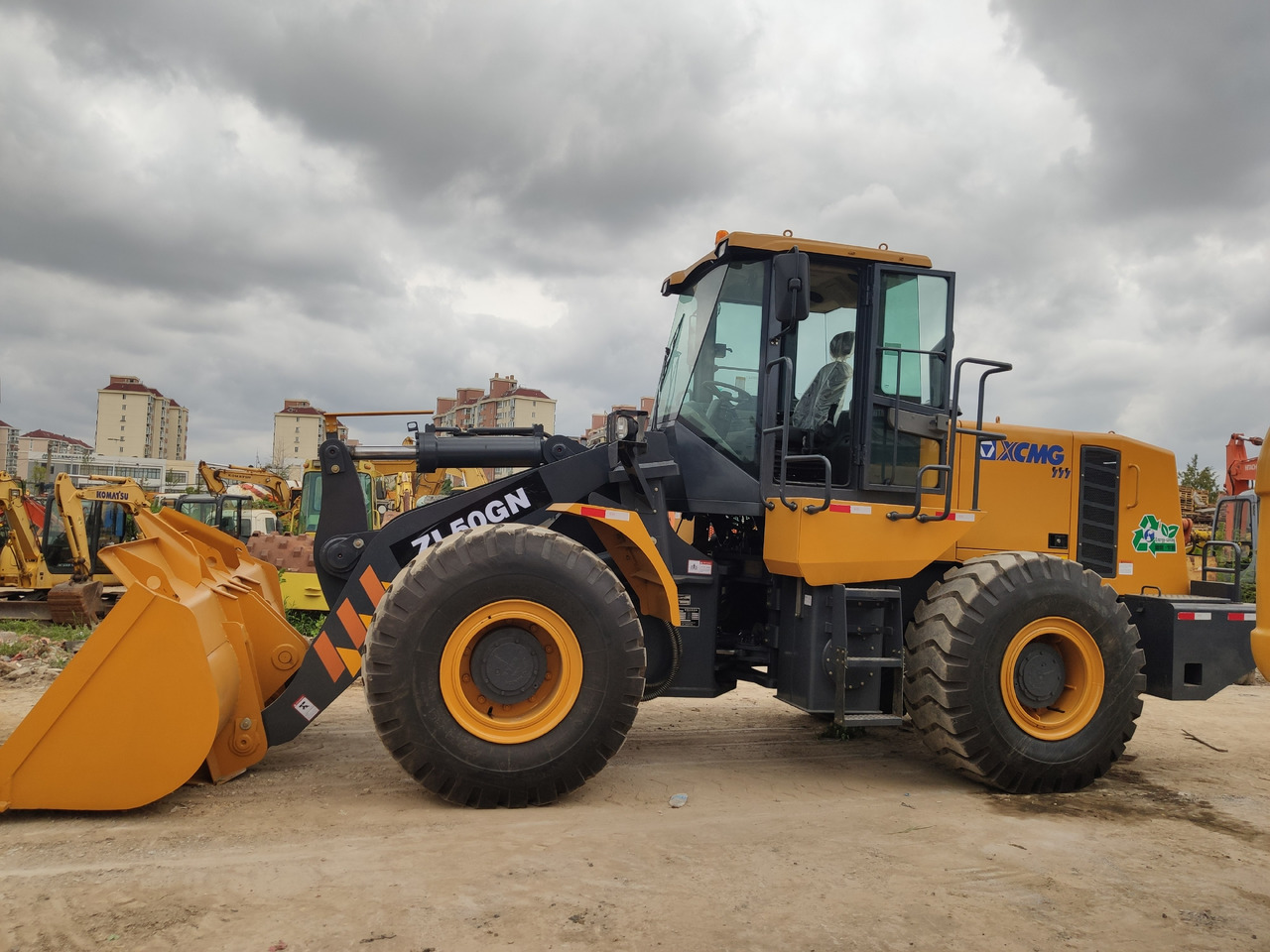 XCMG Wheel Excavator ZL50G Click Here for Discount - Escavatore gommato: foto 5 XCMG Wheel Excavator ZL50G Click Here for Discount - Escavatore gommato: foto 5
