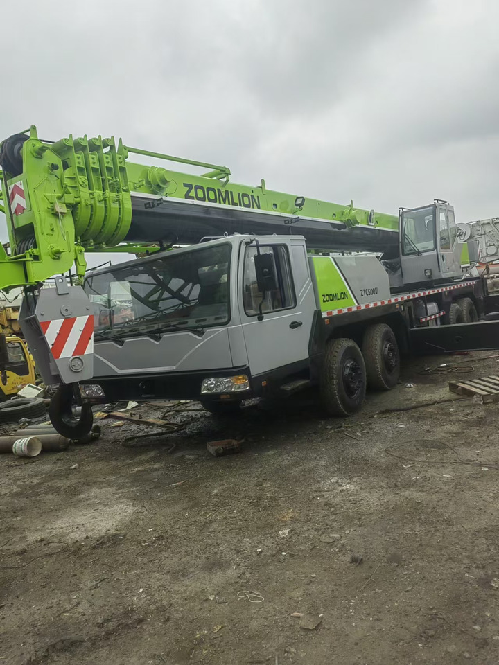 ZOOMLION Crane 50T - Gru multistrada: foto 3 ZOOMLION Crane 50T - Gru multistrada: foto 3