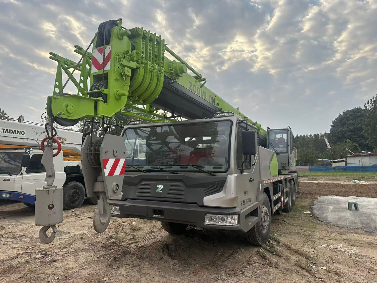ZOOMLION Crane ZTC251V 25Ton - Gru multistrada: foto 1 ZOOMLION Crane ZTC251V 25Ton - Gru multistrada: foto 1