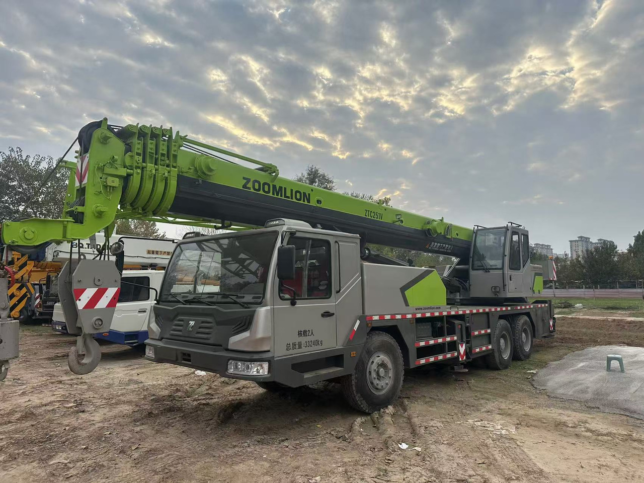 ZOOMLION Crane ZTC251V 25Ton - Gru multistrada: foto 2 ZOOMLION Crane ZTC251V 25Ton - Gru multistrada: foto 2