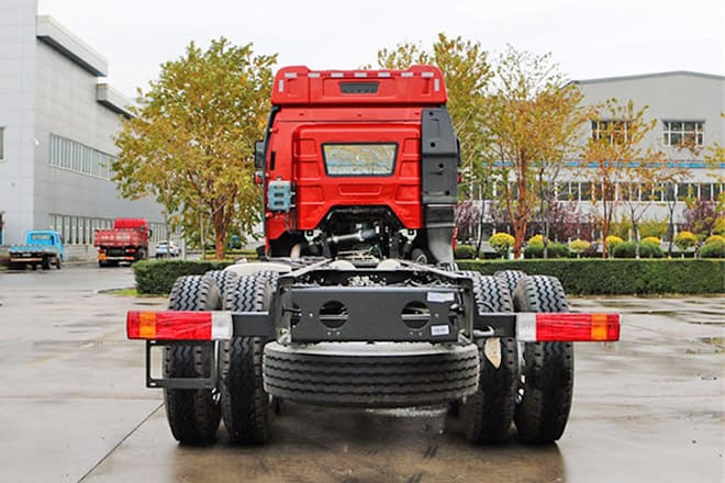 FAW New Faw J6P 390 Trucks for Sale in Nigeria - Autocarro telaio: foto 4 FAW New Faw J6P 390 Trucks for Sale in Nigeria - Autocarro telaio: foto 4