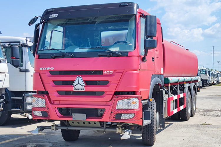 Howo Howo Water Truck for Sale in Nigeria - Camion cisterna: foto 1 Howo Howo Water Truck for Sale in Nigeria - Camion cisterna: foto 1