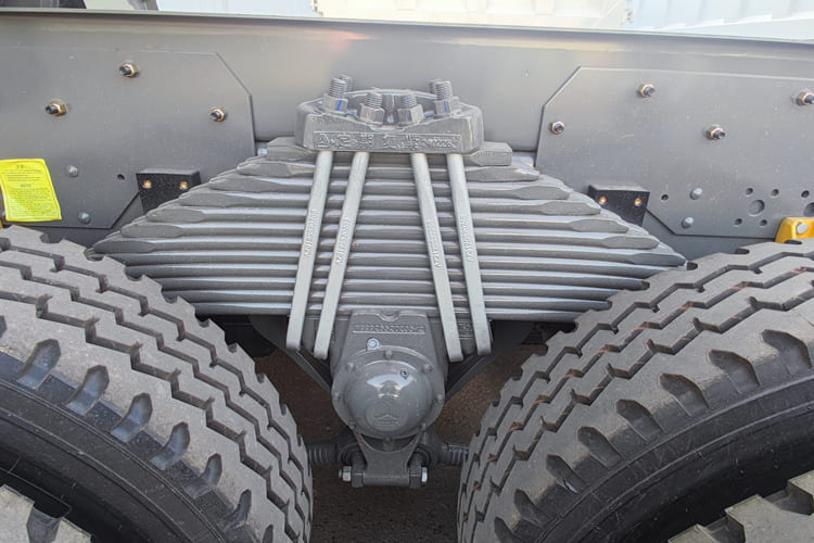 SINOTRUK Sinotruk Howo 6x4 Tipper Truck Price - Autocarro ribaltabile: foto 5 SINOTRUK Sinotruk Howo 6x4 Tipper Truck Price - Autocarro ribaltabile: foto 5