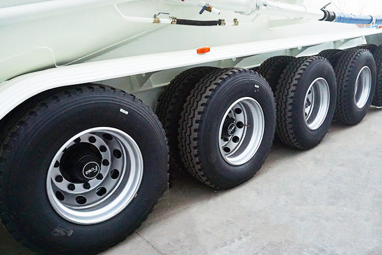 TITAN Bulk Cement Truck Trailer for Sale in Mali - Semirimorchio silos: foto 4 TITAN Bulk Cement Truck Trailer for Sale in Mali - Semirimorchio silos: foto 4