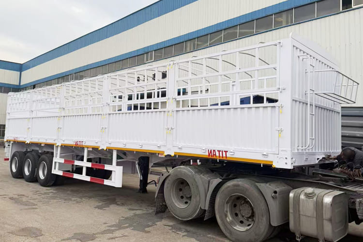 TITAN Livestock Fence Semi Trailer for Sale in Malawi - Semirimorchio trasporto bestiame: foto 2 TITAN Livestock Fence Semi Trailer for Sale in Malawi - Semirimorchio trasporto bestiame: foto 2