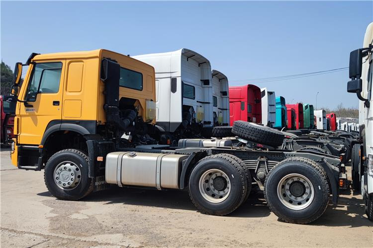 SINOTRUK CNHTC Howo Truck Tractor 400 HP 10 Wheeler for Sale In Malawi - Trattore stradale: foto 2 SINOTRUK CNHTC Howo Truck Tractor 400 HP 10 Wheeler for Sale In Malawi - Trattore stradale: foto 2