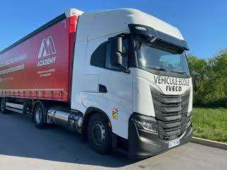 Iveco S-WAY 460 - Trattore stradale: foto 2 Iveco S-WAY 460 - Trattore stradale: foto 2