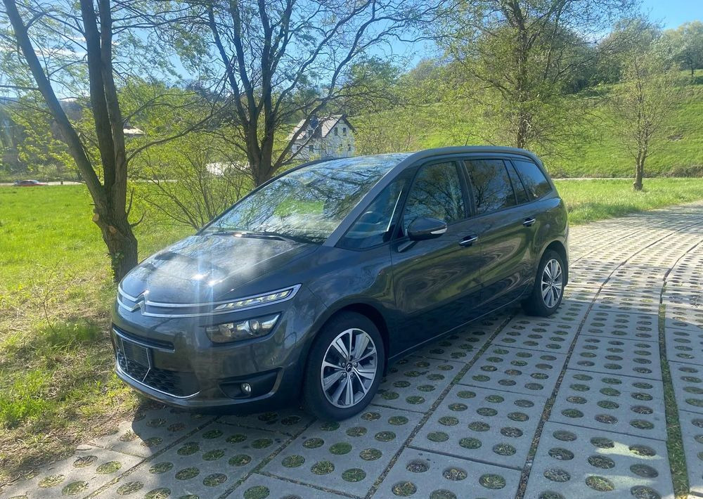 Citroën C4 Grand Picasso BlueHDi 120 EAT6 Selection - Minibus, Pulmino: foto 5 Citroën C4 Grand Picasso BlueHDi 120 EAT6 Selection - Minibus, Pulmino: foto 5