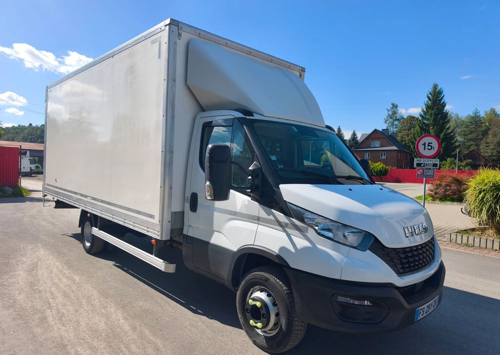 Iveco DAILY 70C18 KONTENER 5,5M obsługa silnika nowy rozrząd - Autocarro furgonato: foto 2 Iveco DAILY 70C18 KONTENER 5,5M obsługa silnika nowy rozrząd - Autocarro furgonato: foto 2