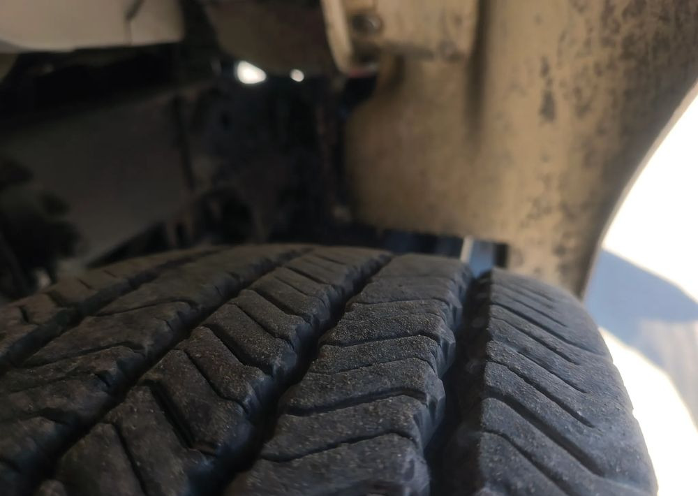 Renault GAMA D 16.250 chłodnia izoterma 16 palet klima - Autocarro frigorifero: foto 5 Renault GAMA D 16.250 chłodnia izoterma 16 palet klima - Autocarro frigorifero: foto 5