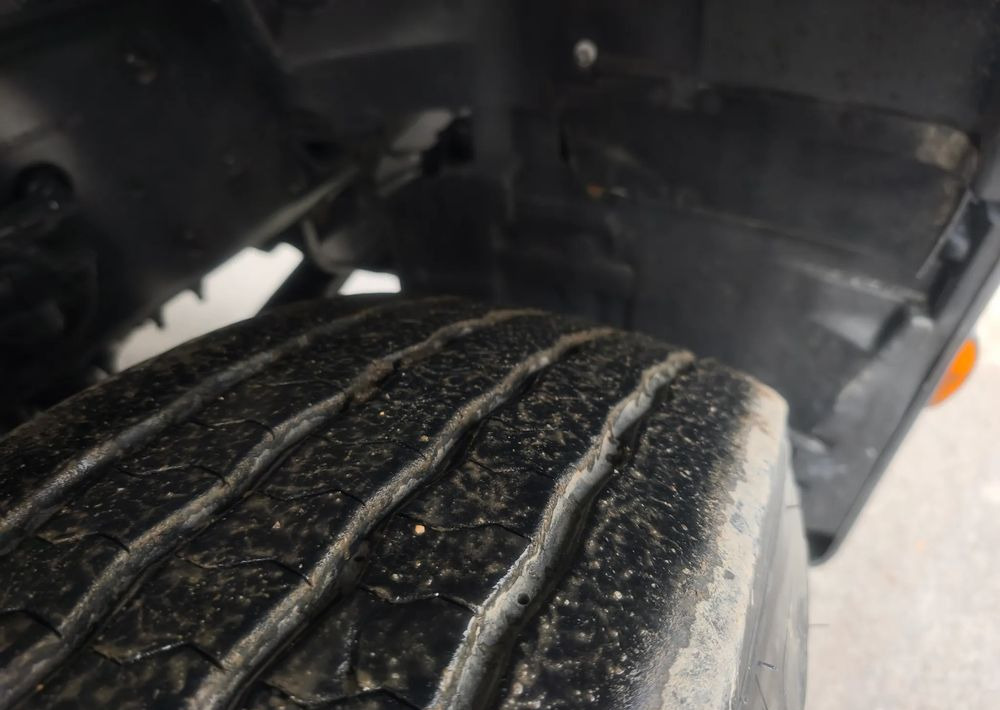 Renault Gama D 26.320 skrzynia hds palfinger PK15500 - Autocarro con pianale/ Cassone fisso, Camion con gru: foto 3 Renault Gama D 26.320 skrzynia hds palfinger PK15500 - Autocarro con pianale/ Cassone fisso, Camion con gru: foto 3