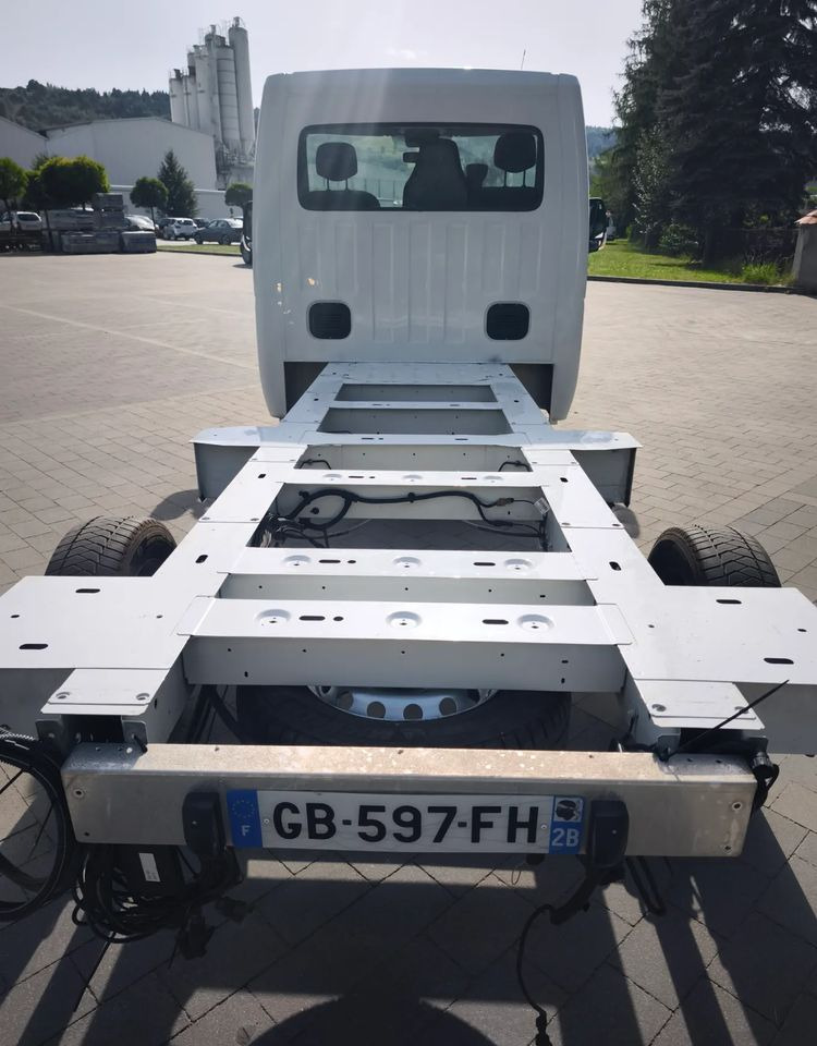 Renault MASTER 2,3  rama do zabudowy po obsłudze gotowy do jazdy - Autocarro telaio: foto 5 Renault MASTER 2,3  rama do zabudowy po obsłudze gotowy do jazdy - Autocarro telaio: foto 5