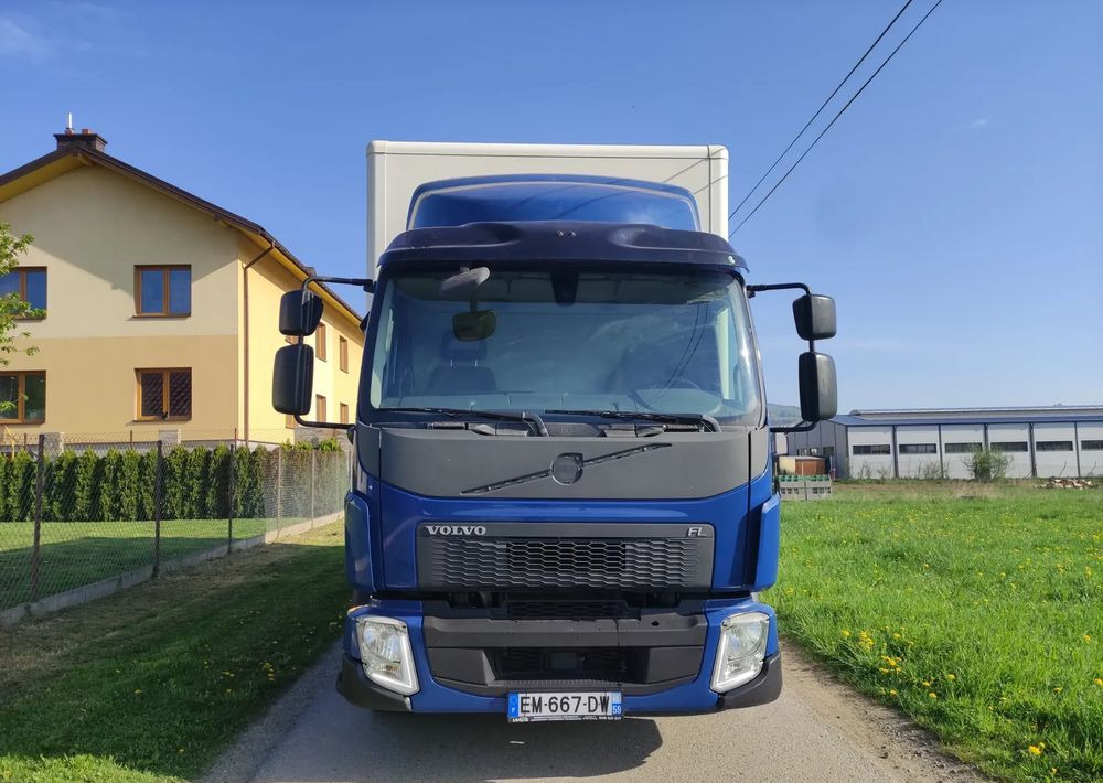 Volvo FL 12.240 klima blokada kontener 18 pal kurierka - Autocarro furgonato: foto 4 Volvo FL 12.240 klima blokada kontener 18 pal kurierka - Autocarro furgonato: foto 4