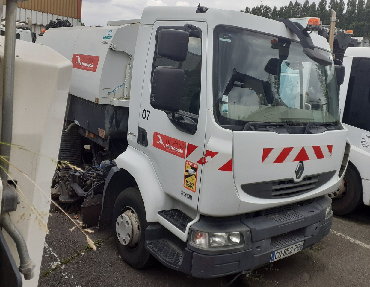 /!\ RESERVÉE AUX PROFESSIONNELS DE L'AUTOMOBILE UNIQUEMENT ! - Spazzatrice stradale: foto 1 /!\ RESERVÉE AUX PROFESSIONNELS DE L'AUTOMOBILE UNIQUEMENT ! - Spazzatrice stradale: foto 1