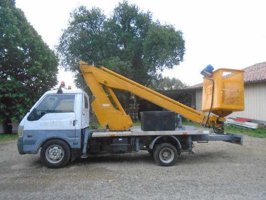 Piattaforma autocarrata Mazda bongo: foto 6