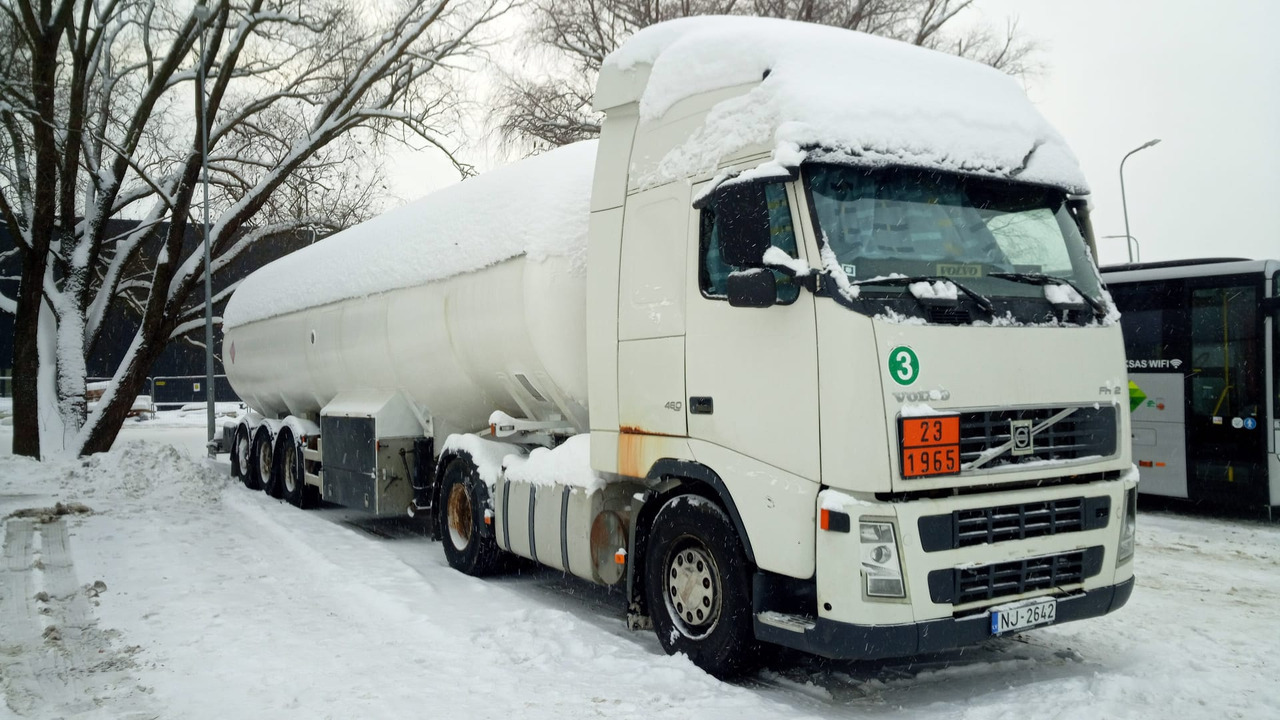 LPG ADR unit for sale. VOLVO truck FH sold together with  semi-trailer gas tanke  - Trattore stradale: foto 1 LPG ADR unit for sale. VOLVO truck FH sold together with  semi-trailer gas tanke  - Trattore stradale: foto 1