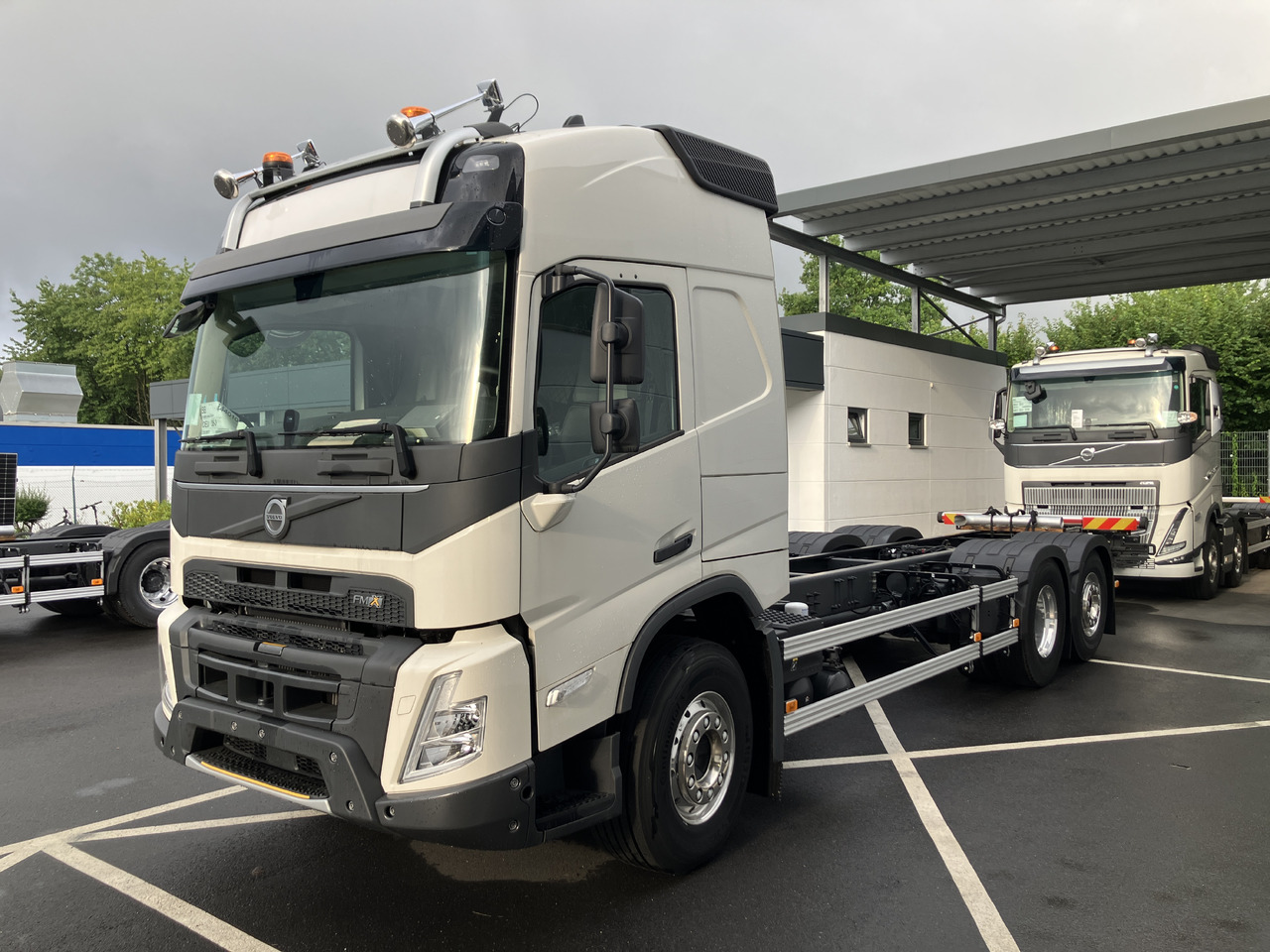 VOLVO FMX 540 6x2 Globetrotter Chassis - Autocarro telaio: foto 1 VOLVO FMX 540 6x2 Globetrotter Chassis - Autocarro telaio: foto 1