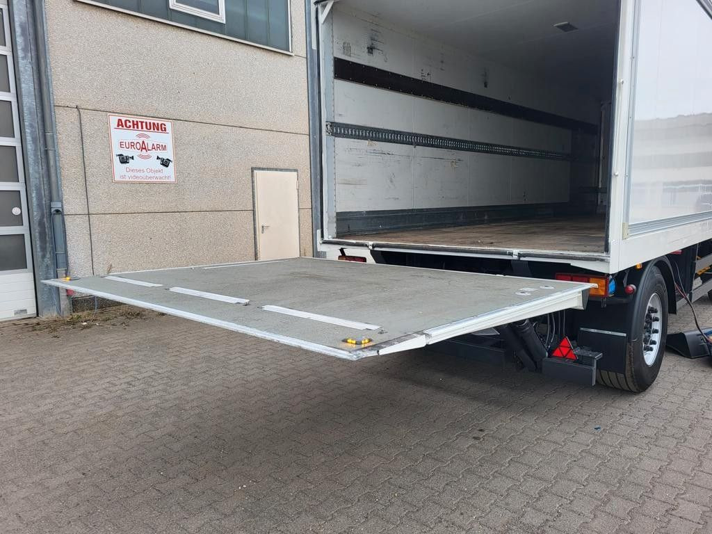 Diversen Drehschemel Vermietung möglich LBW Durchladbar Drehschemel Vermietung möglich LBW Durchladbar - Rimorchio furgonato: foto 3 Diversen Drehschemel Vermietung möglich LBW Durchladbar Drehschemel Vermietung möglich LBW Durchladbar - Rimorchio furgonato: foto 3