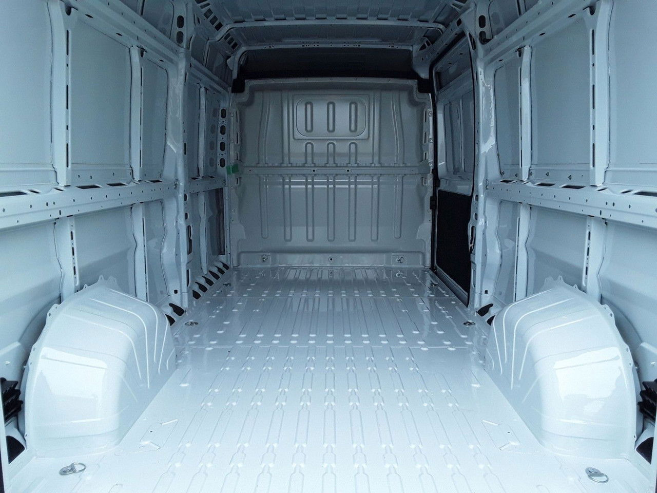 Opel Movano - Furgone chiuso: foto 4 Opel Movano - Furgone chiuso: foto 4