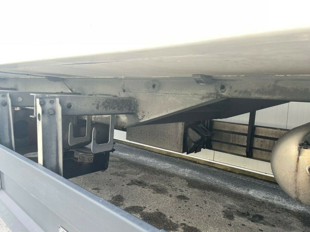 Chereau Lamberet Carrier 1000 Rohbahnen Chereau Lamberet Carrier 1000 Rohbahnen - Rimorchio frigorifero: foto 5 Chereau Lamberet Carrier 1000 Rohbahnen Chereau Lamberet Carrier 1000 Rohbahnen - Rimorchio frigorifero: foto 5