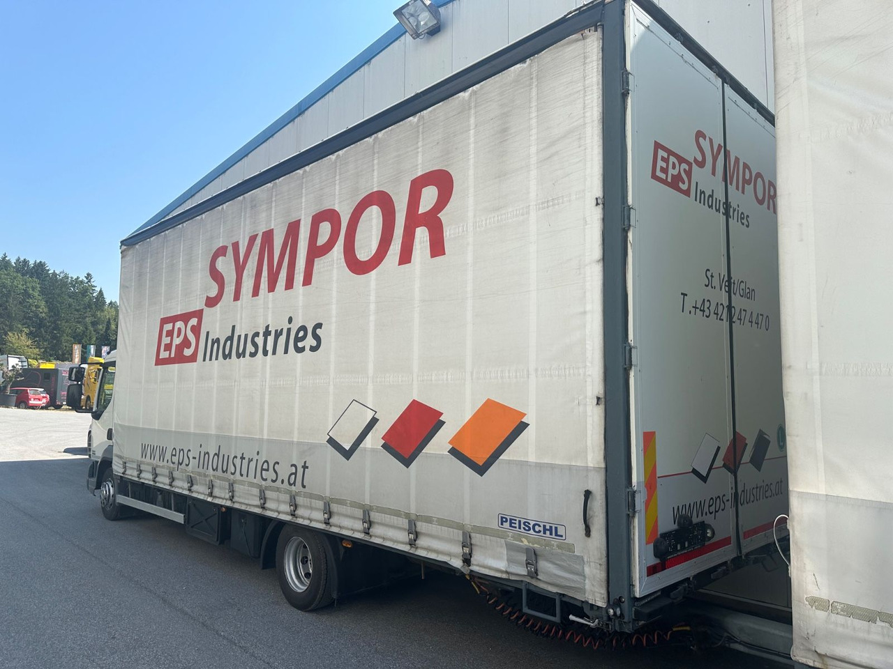 DAF LF 250 Schalter 120m° TÜV - Camion centinato: foto 4 DAF LF 250 Schalter 120m° TÜV - Camion centinato: foto 4