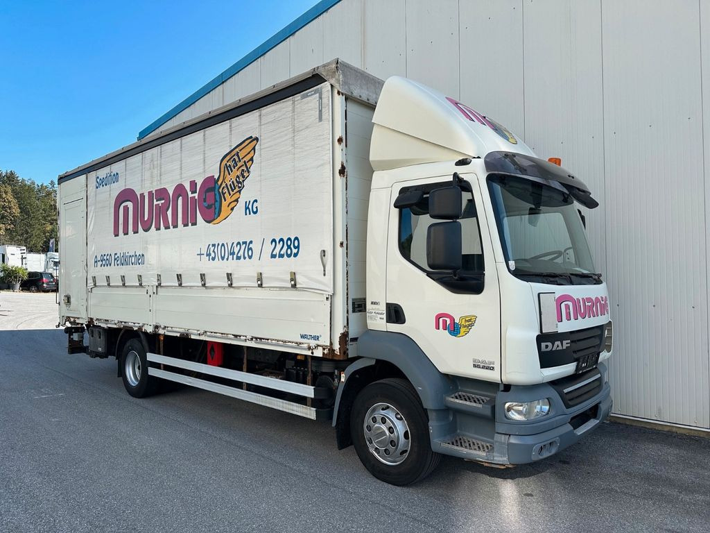 DAF LF 55-220 EEV Edscha LBW - Camion centinato: foto 1 DAF LF 55-220 EEV Edscha LBW - Camion centinato: foto 1