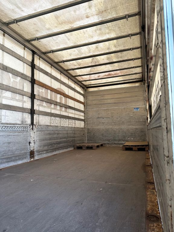 DAF LF 55-220 EEV Edscha LBW - Camion centinato: foto 5 DAF LF 55-220 EEV Edscha LBW - Camion centinato: foto 5
