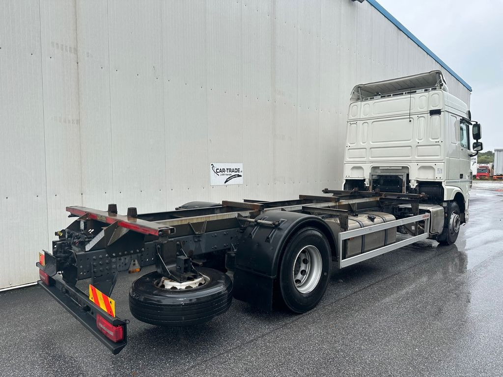 DAF XF 460 SpaceCab Retarder TÜV neu DAF XF 460 SpaceCab Retarder - Autocarro portacontainer/ Caisse interchangeable: foto 3 DAF XF 460 SpaceCab Retarder TÜV neu DAF XF 460 SpaceCab Retarder - Autocarro portacontainer/ Caisse interchangeable: foto 3