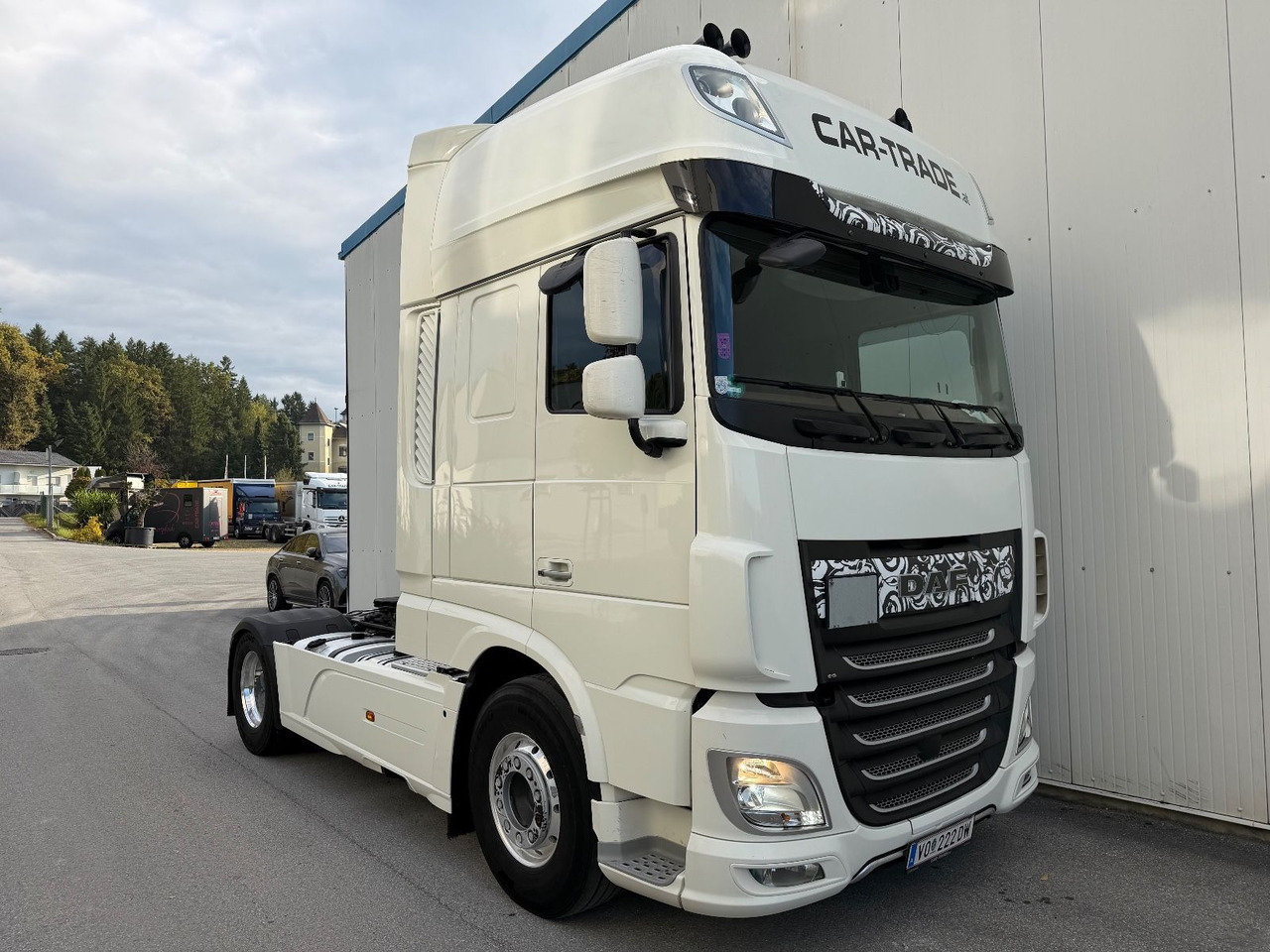 DAF XF 530 Vollausstattung Vollluft 2l-Hydraulik - Trattore stradale: foto 2 DAF XF 530 Vollausstattung Vollluft 2l-Hydraulik - Trattore stradale: foto 2
