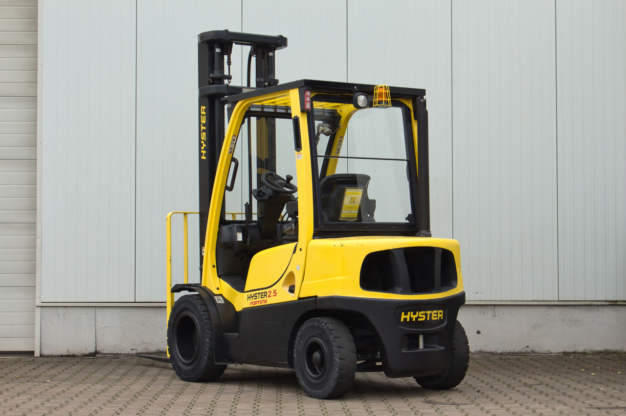 HYSTER Hyster H2.5FT - nur 1370h - Bj. 2013 - mit Beleuchtung - Carrello elevatore diesel: foto 4 HYSTER Hyster H2.5FT - nur 1370h - Bj. 2013 - mit Beleuchtung - Carrello elevatore diesel: foto 4