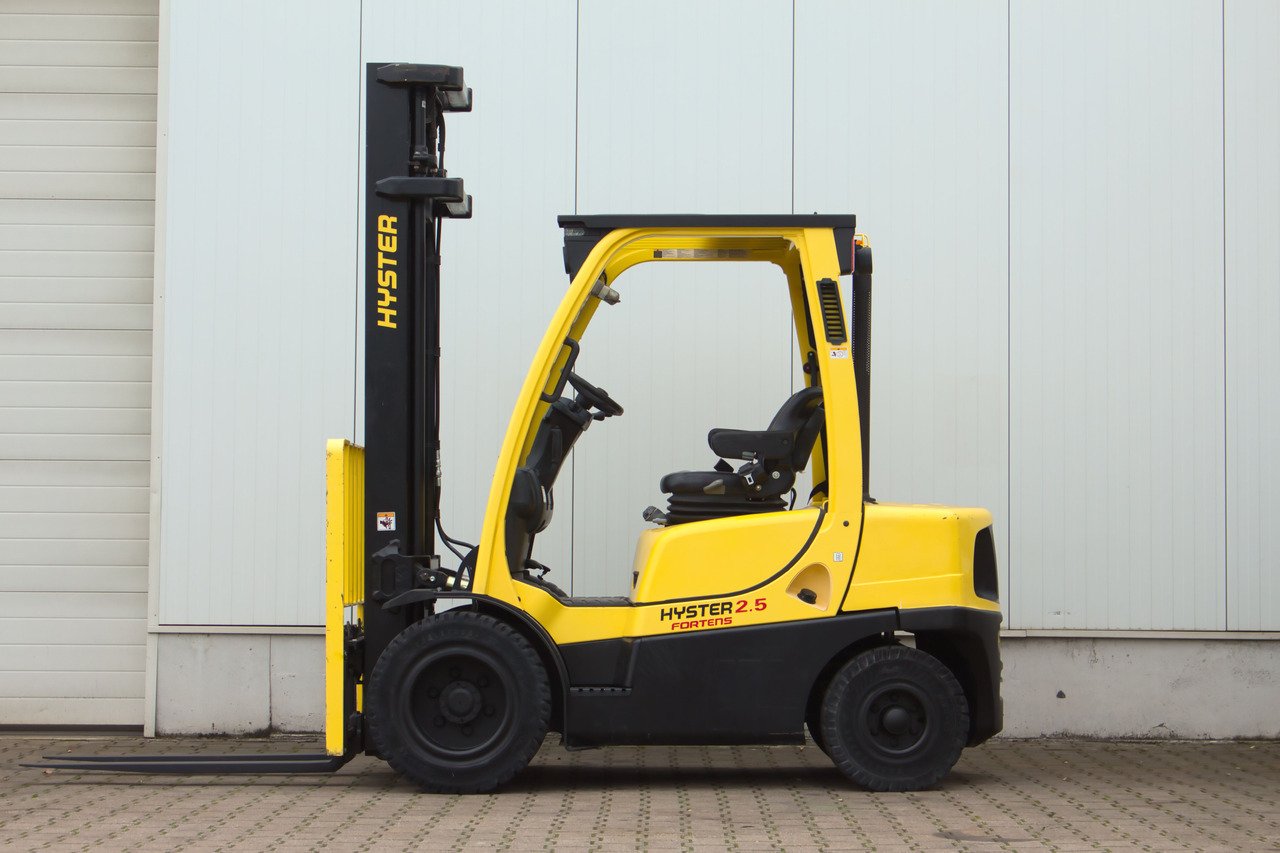HYSTER Hyster H2.5FT - nur 1370h - Bj. 2013 - mit Beleuchtung - Carrello elevatore diesel: foto 3 HYSTER Hyster H2.5FT - nur 1370h - Bj. 2013 - mit Beleuchtung - Carrello elevatore diesel: foto 3