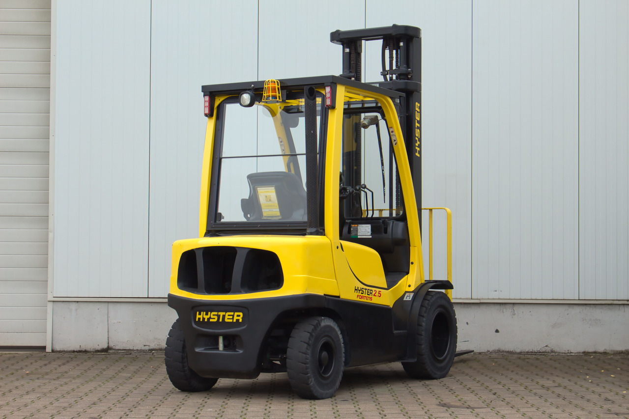 HYSTER Hyster H2.5FT - nur 1370h - Bj. 2013 - mit Beleuchtung - Carrello elevatore diesel: foto 2 HYSTER Hyster H2.5FT - nur 1370h - Bj. 2013 - mit Beleuchtung - Carrello elevatore diesel: foto 2