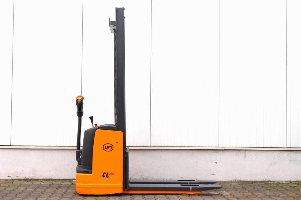 OM CL10,5ac - Batterie NEU - Stoccatore: foto 2 OM CL10,5ac - Batterie NEU - Stoccatore: foto 2