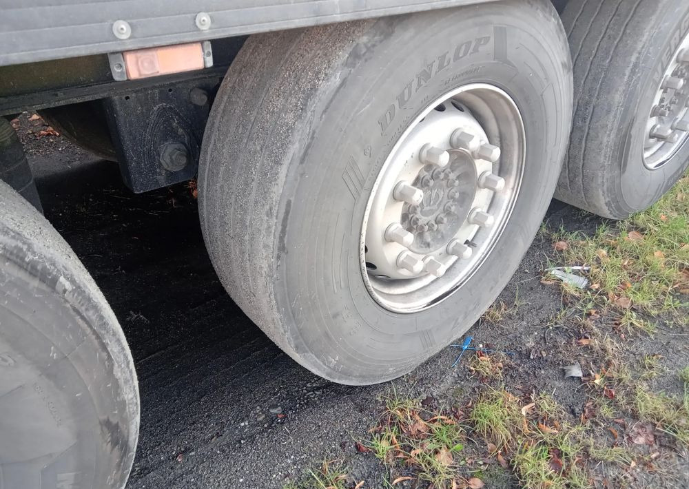 Krone SD - Semirimorchio centinato: foto 3 Krone SD - Semirimorchio centinato: foto 3