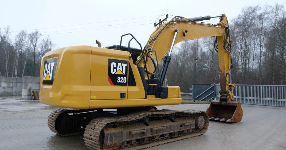 Caterpillar 320 2D ADVANSE JAPAN MODEL 2020R - Escavatore cingolato: foto 2 Caterpillar 320 2D ADVANSE JAPAN MODEL 2020R - Escavatore cingolato: foto 2