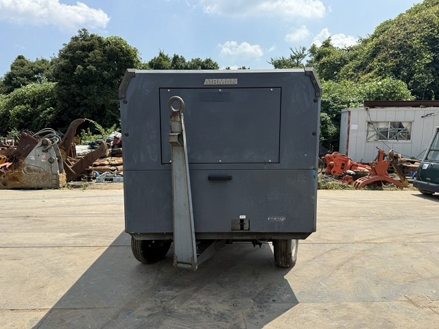 AIRMAN PDS670SD-4C5 - Compressore d'aria: foto 4 AIRMAN PDS670SD-4C5 - Compressore d'aria: foto 4