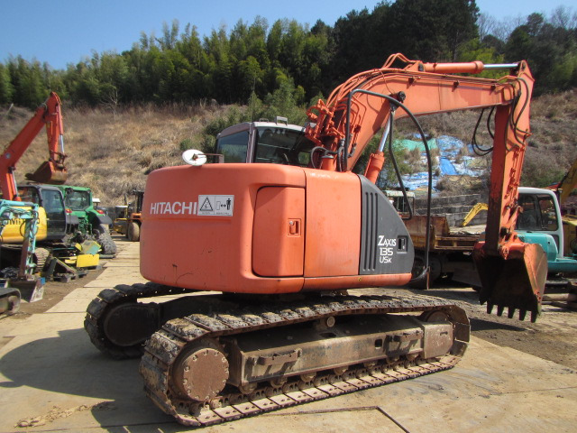 HITACHI ZX135USK - Escavatore cingolato: foto 4 HITACHI ZX135USK - Escavatore cingolato: foto 4