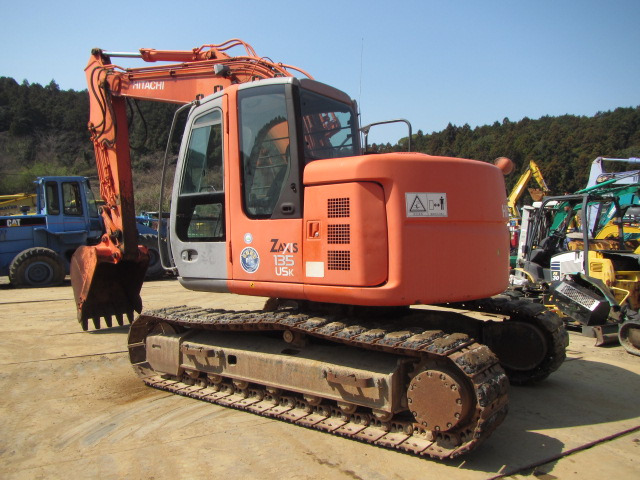 HITACHI ZX135USK - Escavatore cingolato: foto 2 HITACHI ZX135USK - Escavatore cingolato: foto 2