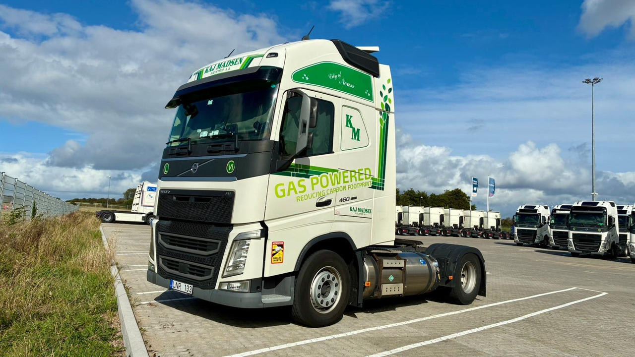 VOLVO DIESEL/LNG - Trattore stradale: foto 1 VOLVO DIESEL/LNG - Trattore stradale: foto 1