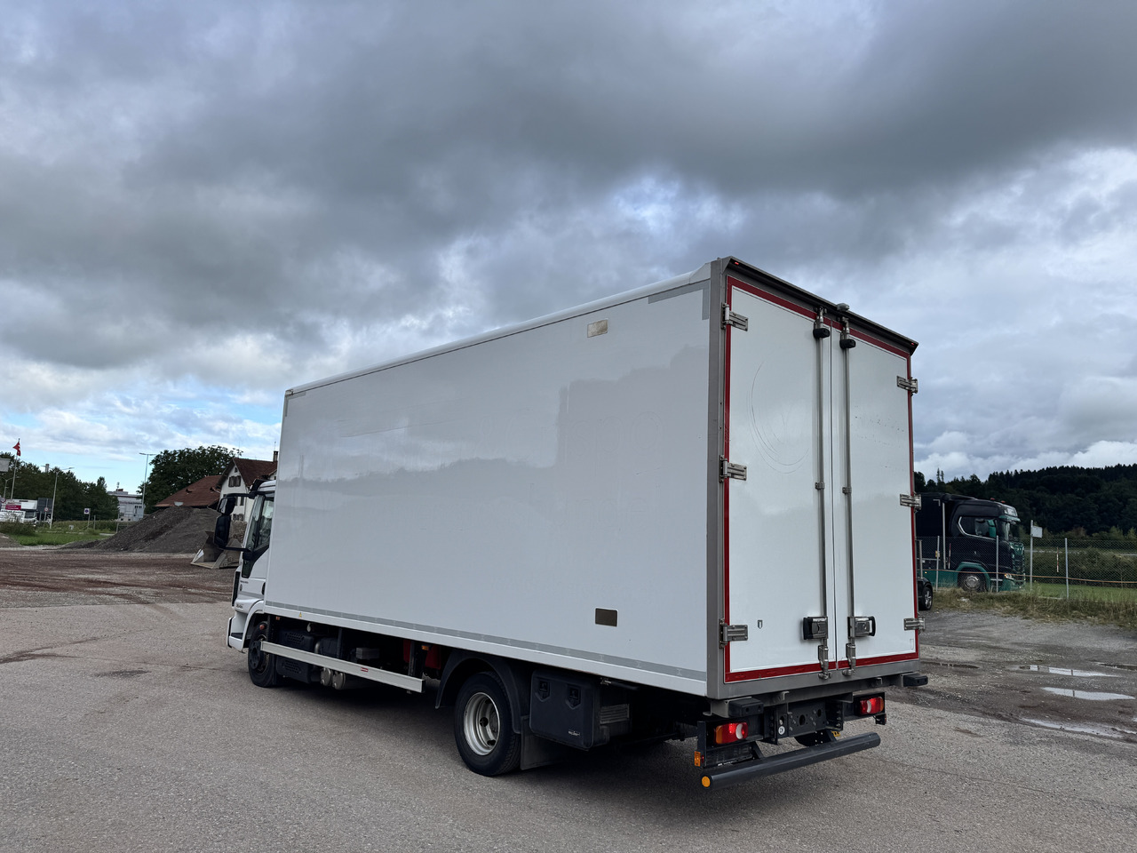 IVECO 80E190 Eurocargo Kühlkoffer (Partikelfilter defekt) - Autocarro frigorifero: foto 3 IVECO 80E190 Eurocargo Kühlkoffer (Partikelfilter defekt) - Autocarro frigorifero: foto 3
