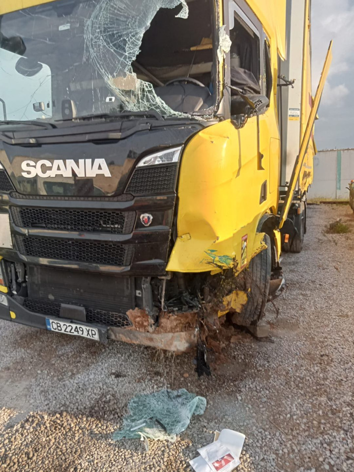 SCANIA R460 SUPER, Location: Villareal, Spain - Trattore stradale: foto 4 SCANIA R460 SUPER, Location: Villareal, Spain - Trattore stradale: foto 4