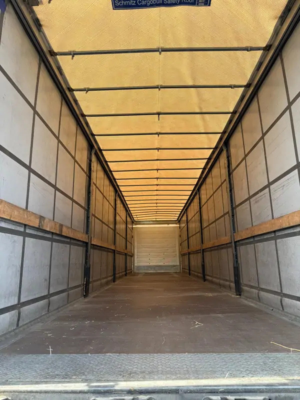 Semirimorchio centinato Schimtz Cargobull SCB*S3T*Tautliner: foto 13 Semirimorchio centinato Schimtz Cargobull SCB*S3T*Tautliner: foto 13