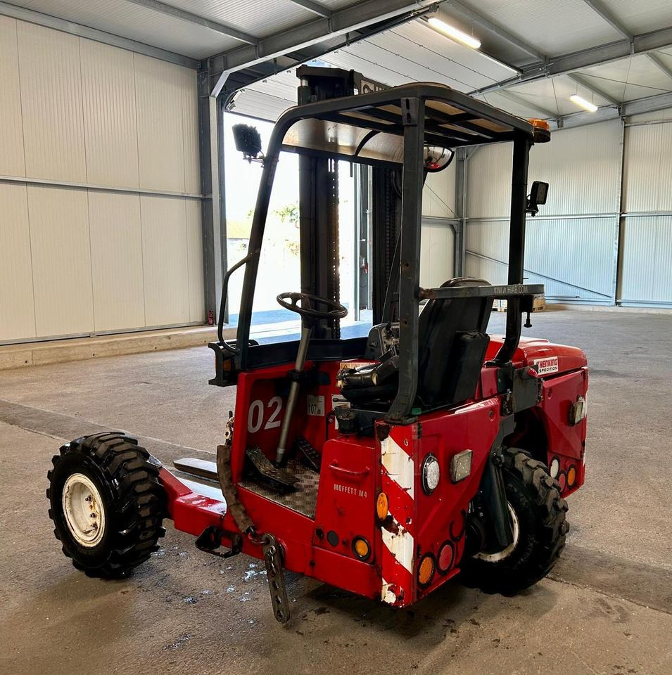 Carrello elevatore trasportabile Moffett M4-25.3 + Ausschubzinken + gr. Reifen + 3 mtr. + Turbo: foto 8 Carrello elevatore trasportabile Moffett M4-25.3 + Ausschubzinken + gr. Reifen + 3 mtr. + Turbo: foto 8